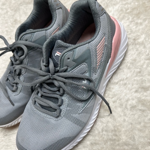 Runners - Picture 3 of 5